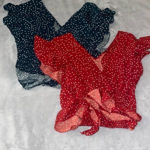 Ruffle trim Shirred knotted Polka-dot top
